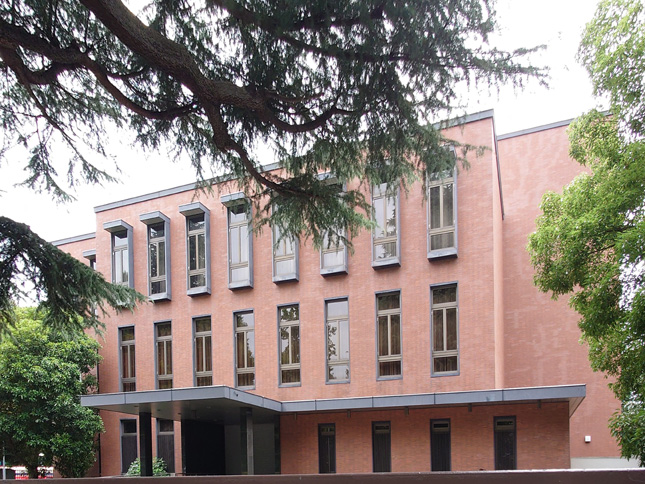 日本学士院会館