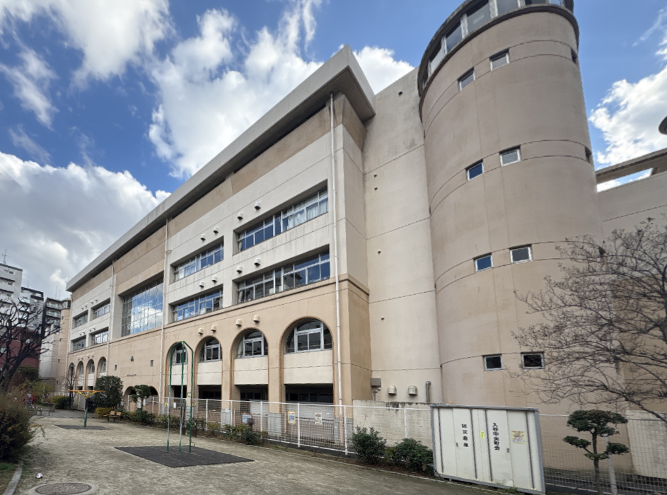 台東区立大正小学校