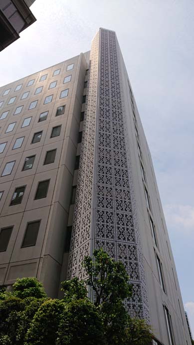 白雉子ビルディング