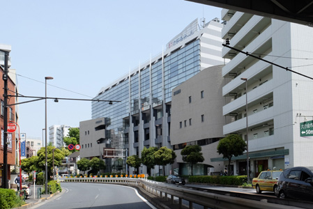 六行会総合ビル