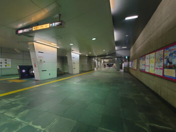 新宿西口駅