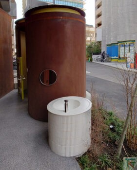 笹塚緑道公衆トイレ