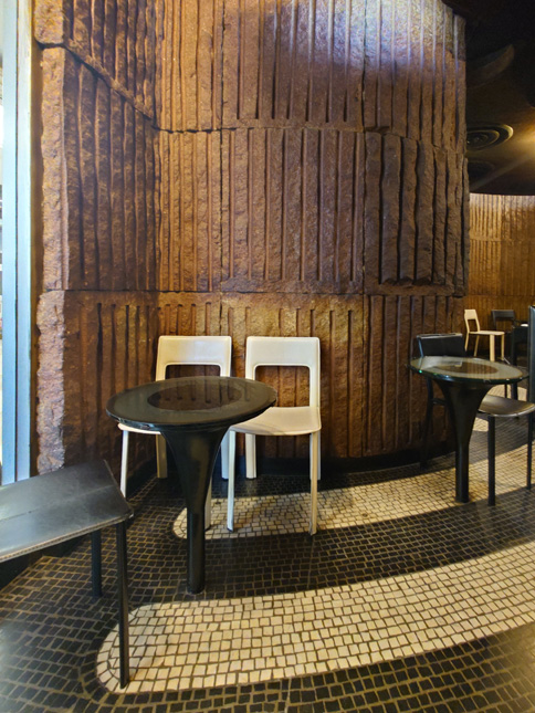 ストーン有楽町