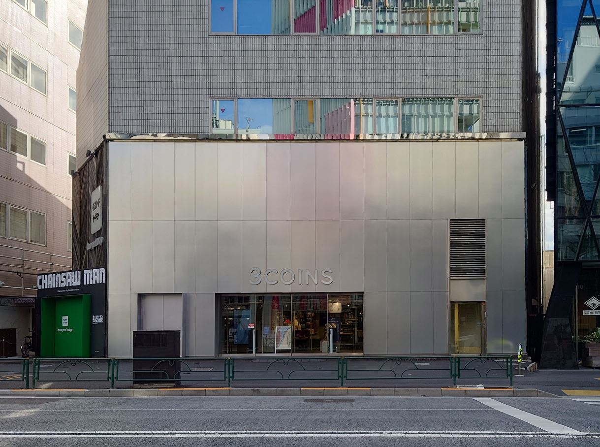 3 COINS原宿本店