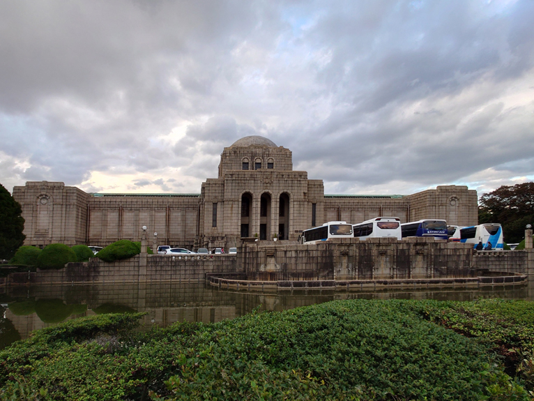 聖徳記念絵画館