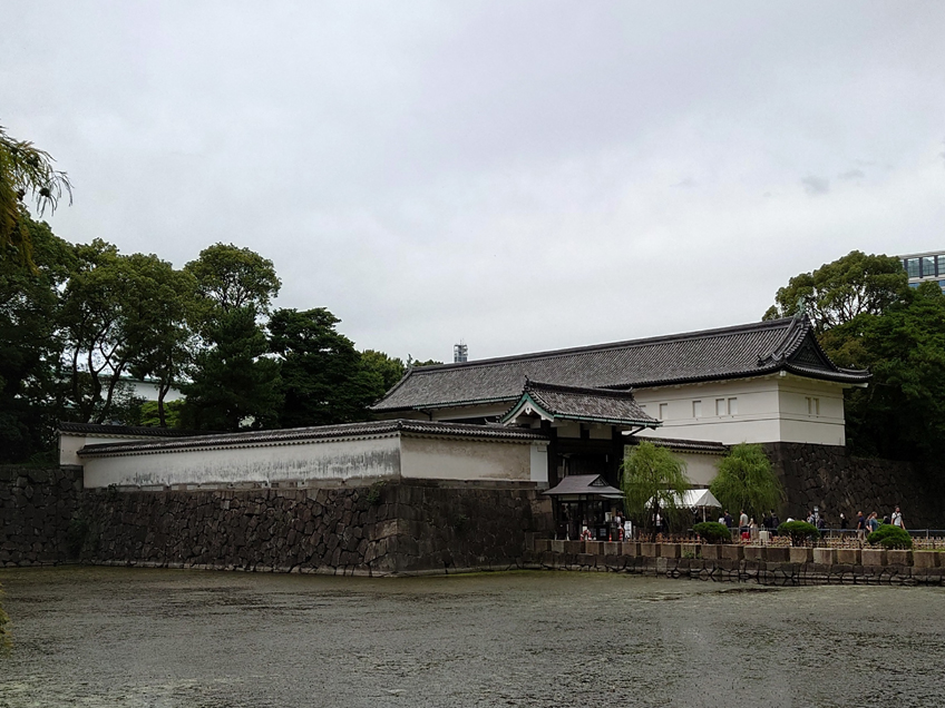 皇居「東御苑」旧江戸城の遺構と素敵な建築&庭園をレポート | トーキョー建築トリップ