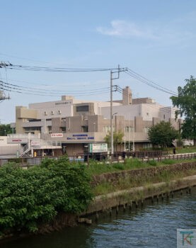 草加市文化会館
