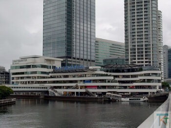 横浜ベイクォーター