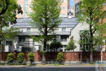 日本女子大学成瀬記念講堂