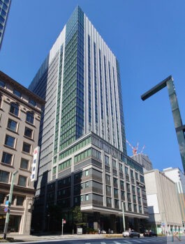 京橋トラストタワー