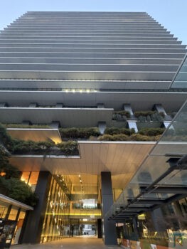 東京スクエアガーデン