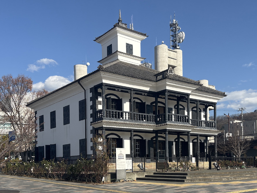 甲府市藤村記念館(旧睦沢学校校舎)