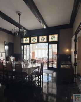 鳩山会館
