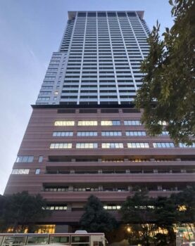 クロスエアタワー