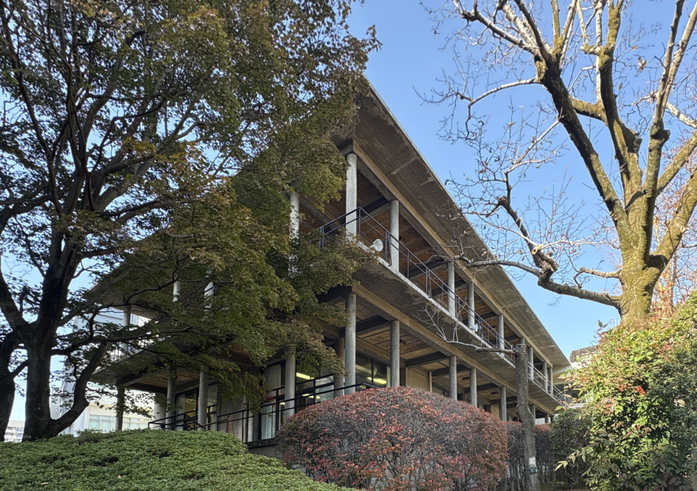 旧農林省三番町会議所別館