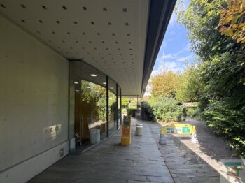 調布市武者小路実篤記念館