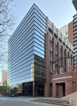 立教大学11号館