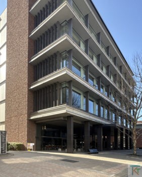 立教大学14号館