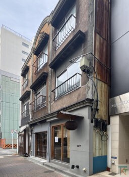 銀座一丁目の三軒長屋