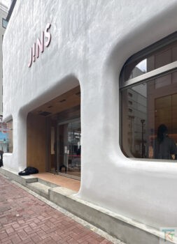 JINS銀座店