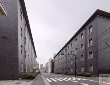 新潮社