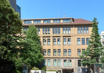早稲田大学1号館