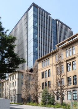 早稲田大学3号館