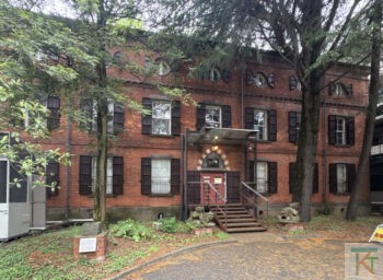 東京藝術大学 赤レンガ2号館