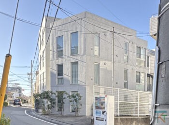 桜新町の集合住宅 SAKRAS
