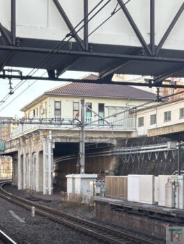 鶯谷駅